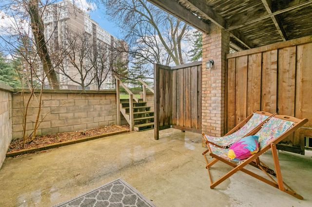 6328 Barrie Road 1A, Edina, MN 55435