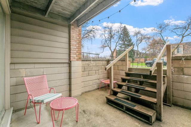 6328 Barrie Road 1A, Edina, MN 55435