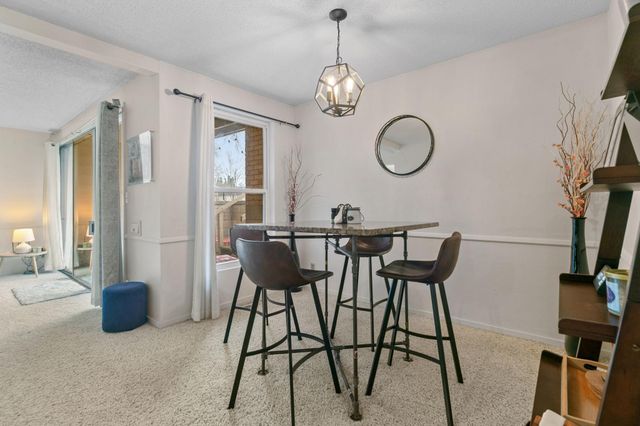 6328 Barrie Road 1A, Edina, MN 55435