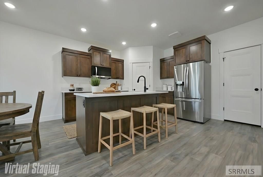 Image 8 of property listing at 4607 Kapono Court, Ammon, ID 83406