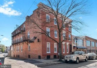 869 HOLLINS ST, Baltimore, MD 21201