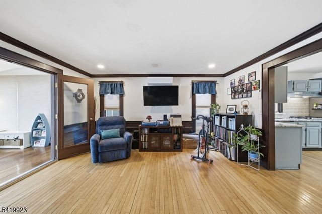 92 Cedar Lk, Denville Twp., NJ 07834