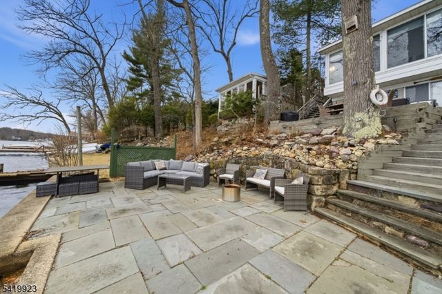 92 Cedar Lk, Denville Twp., NJ 07834