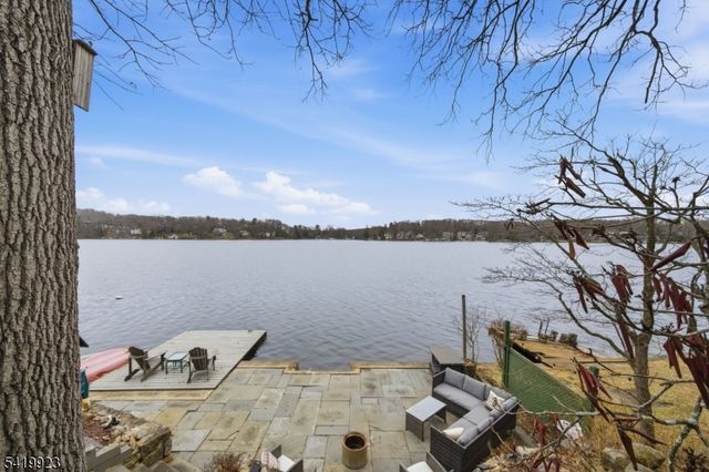 92 Cedar Lk, Denville Twp., NJ 07834