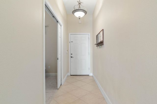 15 Ocean Crest Way Apt 1342, Palm Coast, FL 32137