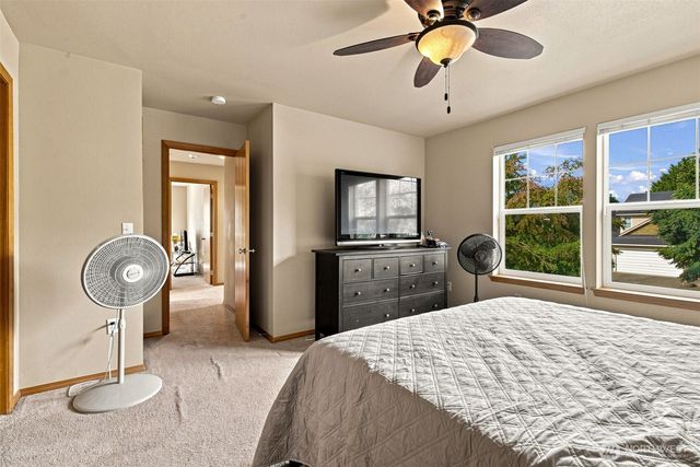 7024 Axis Street SE, Olympia, WA 98513