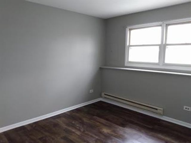 3301 Colgate Avenue 3301, Zion, IL 60099