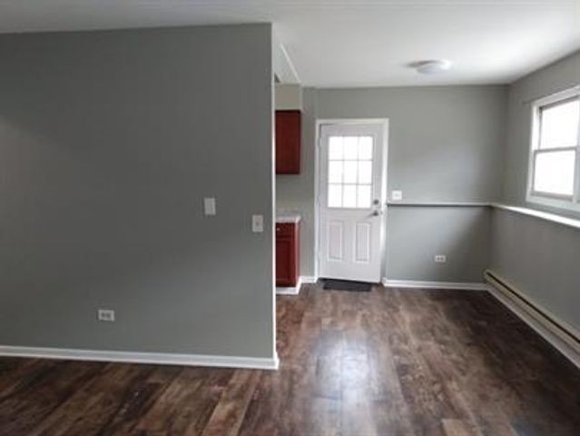 3301 Colgate Avenue 3301, Zion, IL 60099