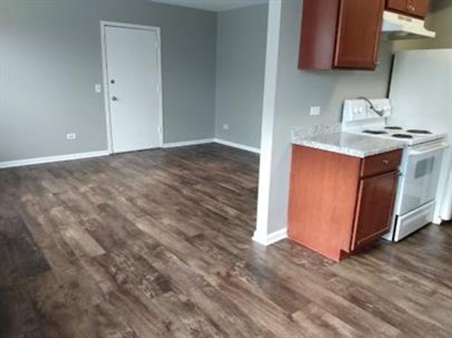 3301 Colgate Avenue 3301, Zion, IL 60099