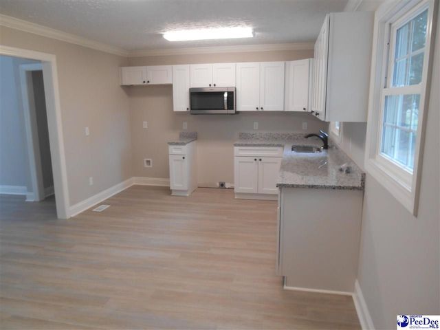 2005 McNeil, Florence, SC 29504