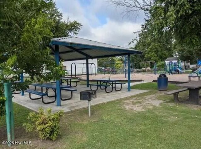 422 Driftwood Drive 9, Richlands, NC 28574