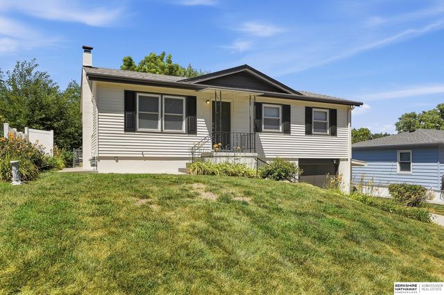 1204 W 15th Avenue, Bellevue, NE 68005