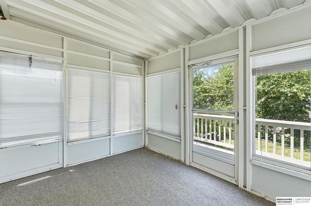 1204 W 15th Avenue, Bellevue, NE 68005