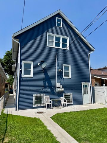 6155 S Moody Avenue, Chicago, IL 60638