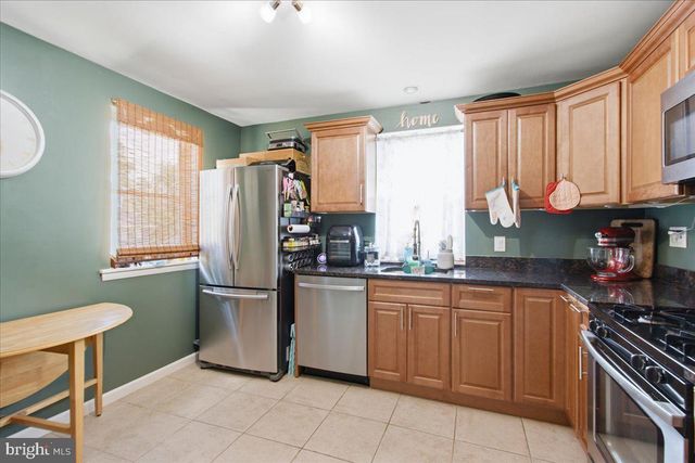 1116 IAGO AVE, Capitol Heights, MD 20743