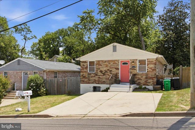 1116 IAGO AVE, Capitol Heights, MD 20743
