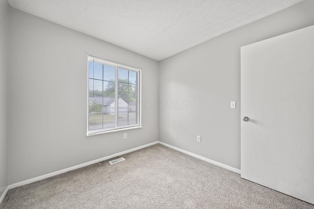2533 Creekwillow Place, Grove City, OH 43123
