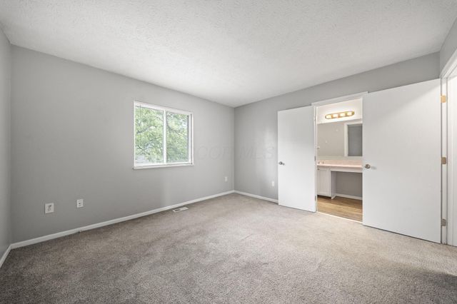 2533 Creekwillow Place, Grove City, OH 43123