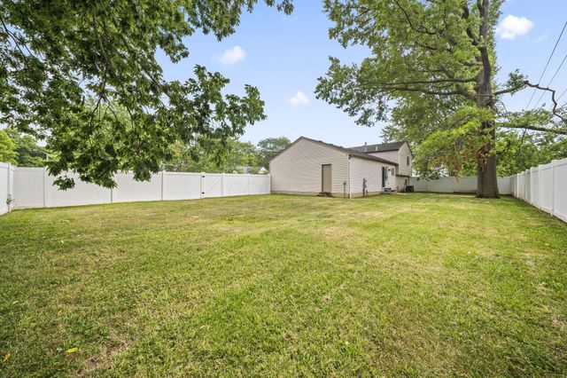 2533 Creekwillow Place, Grove City, OH 43123