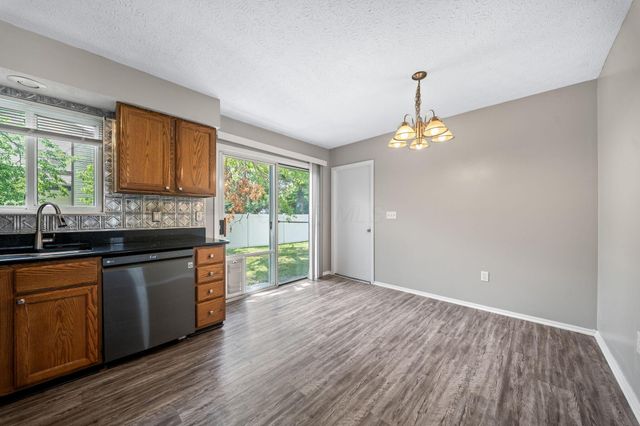 2533 Creekwillow Place, Grove City, OH 43123
