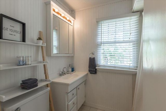 2115 NW 25th Street, Oklahoma City, OK 73107