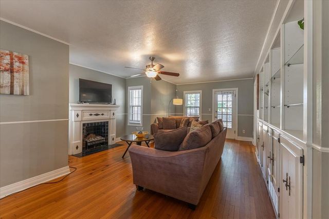 2115 NW 25th Street, Oklahoma City, OK 73107