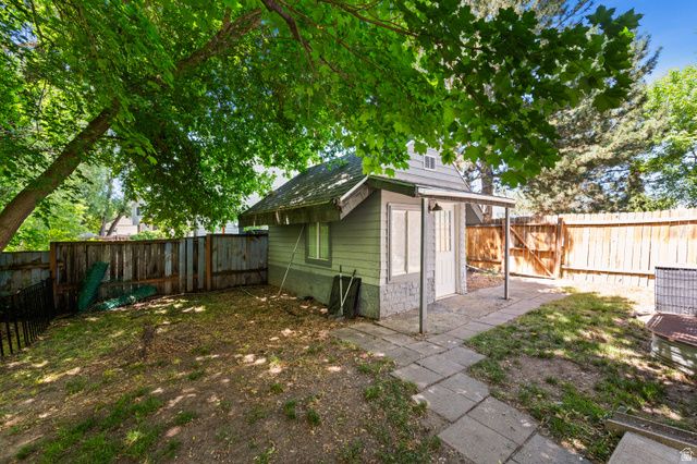 766 ROSEWOOD LN, Layton, UT 84041