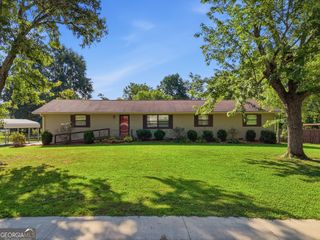 105 Hamel Drive, Chickamauga, GA 30707