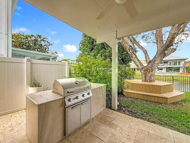 1143 Canoe Point, Delray Beach, FL 33444