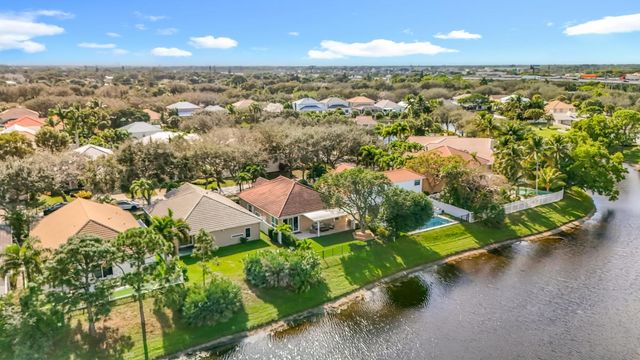 1143 Canoe Point, Delray Beach, FL 33444