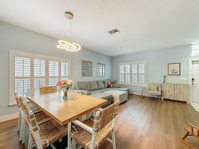 1143 Canoe Point, Delray Beach, FL 33444