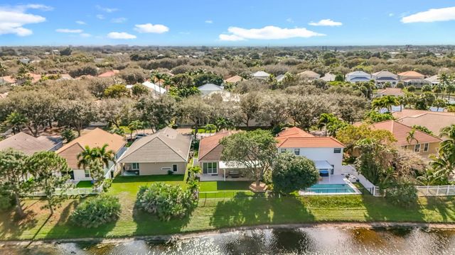 1143 Canoe Point, Delray Beach, FL 33444