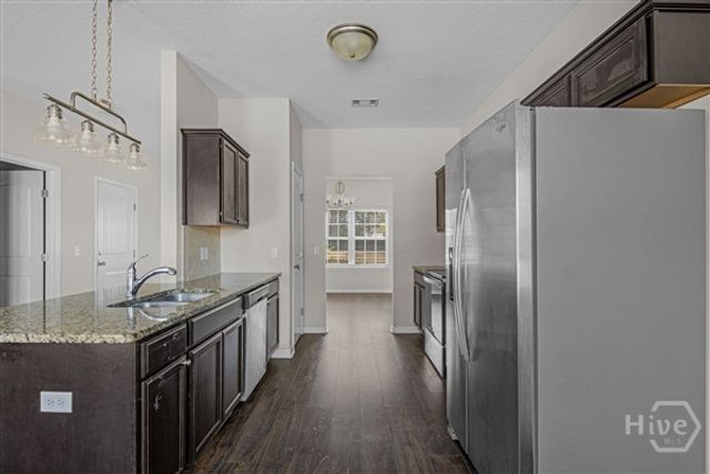 29 Covey Lane NE, Ludowici, GA 31316