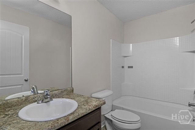 29 Covey Lane NE, Ludowici, GA 31316