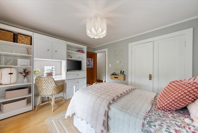 N69W6507 Bridge ROAD, Cedarburg, WI 53012