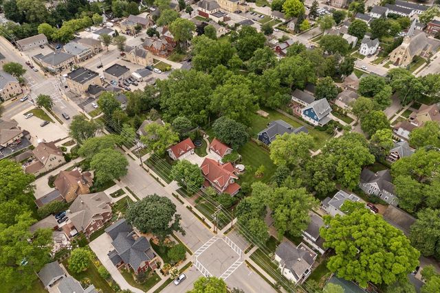 N69W6507 Bridge ROAD, Cedarburg, WI 53012