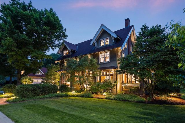 N69W6507 Bridge ROAD, Cedarburg, WI 53012