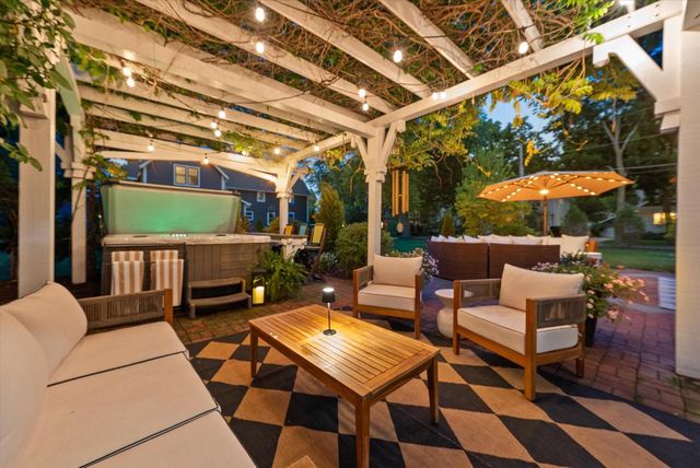 N69W6507 Bridge ROAD, Cedarburg, WI 53012