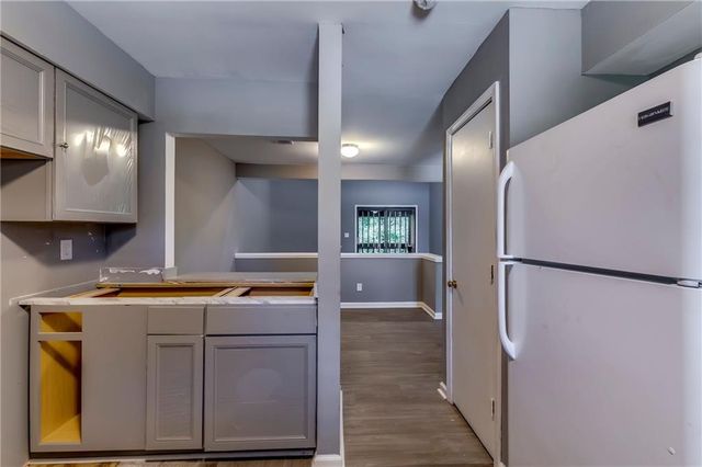3281 Blazing Pine Knoll B, Decatur, GA 30034