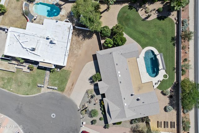 5601 E CHARTER OAK Road, Scottsdale, AZ 85254