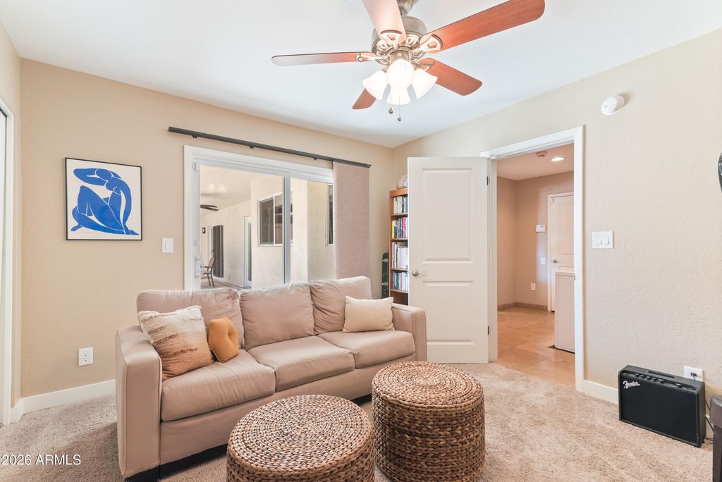 Image 40 of property listing at 5601 E CHARTER OAK Road, Scottsdale, AZ 85254