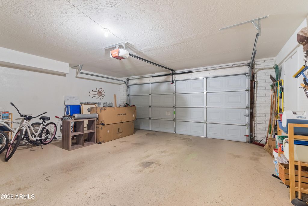 Image 41 of property listing at 5601 E CHARTER OAK Road, Scottsdale, AZ 85254