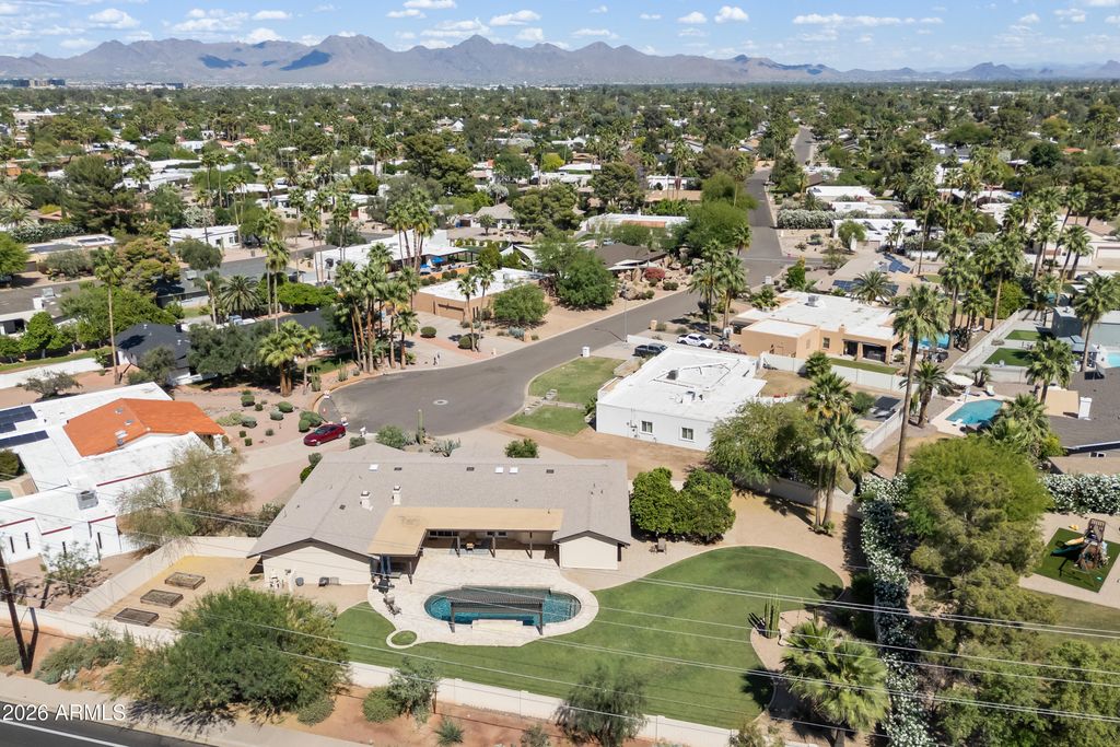 Image 52 of property listing at 5601 E CHARTER OAK Road, Scottsdale, AZ 85254