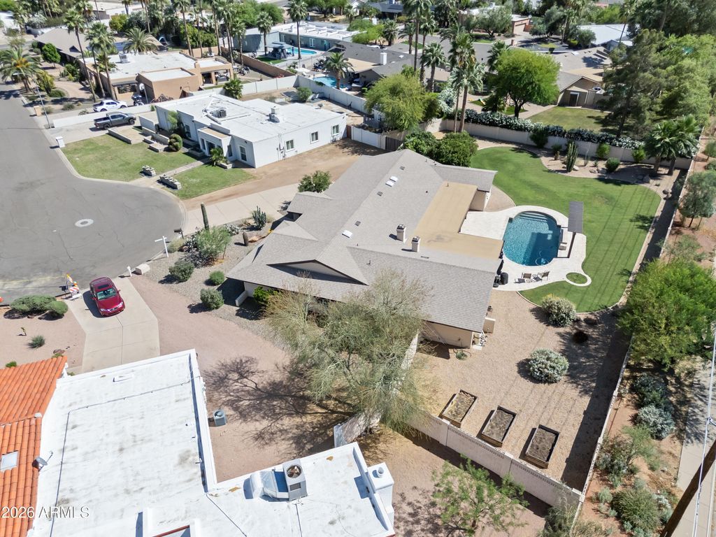 Image 55 of property listing at 5601 E CHARTER OAK Road, Scottsdale, AZ 85254