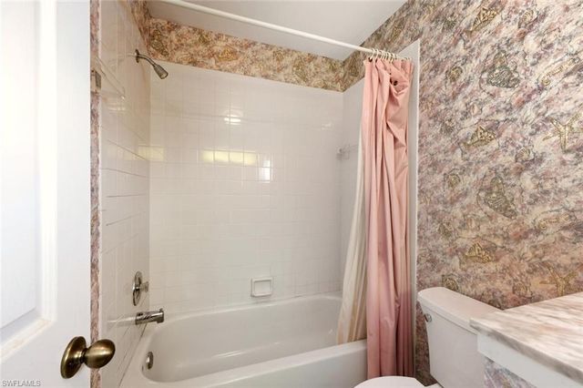 15048 Cloverdale DR, Fort Myers, FL 33919