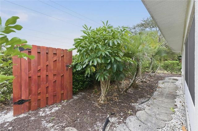 15048 Cloverdale DR, Fort Myers, FL 33919