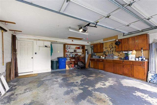 15048 Cloverdale DR, Fort Myers, FL 33919