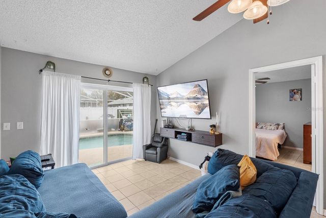 124 WALPOLE LOOP, Davenport, FL 33897