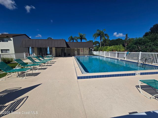 620 Ridge Club Drive 88, Melbourne, FL 32934