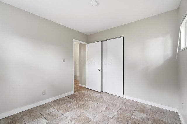 1286 Southfield Drive S, Columbus, OH 43207